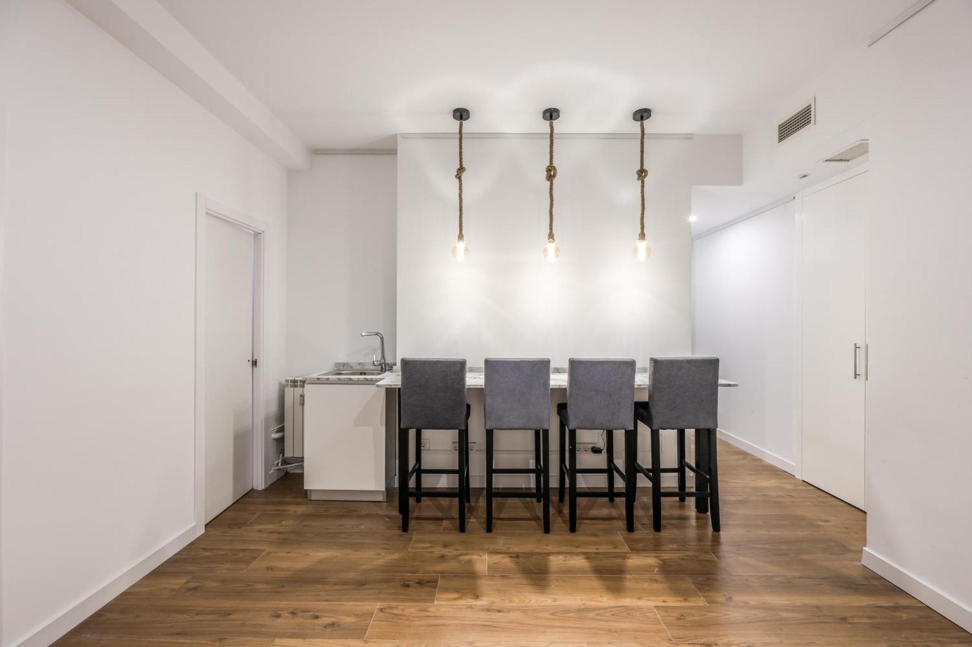 Be Coliving Madrid Centro Hotell Exteriör bild