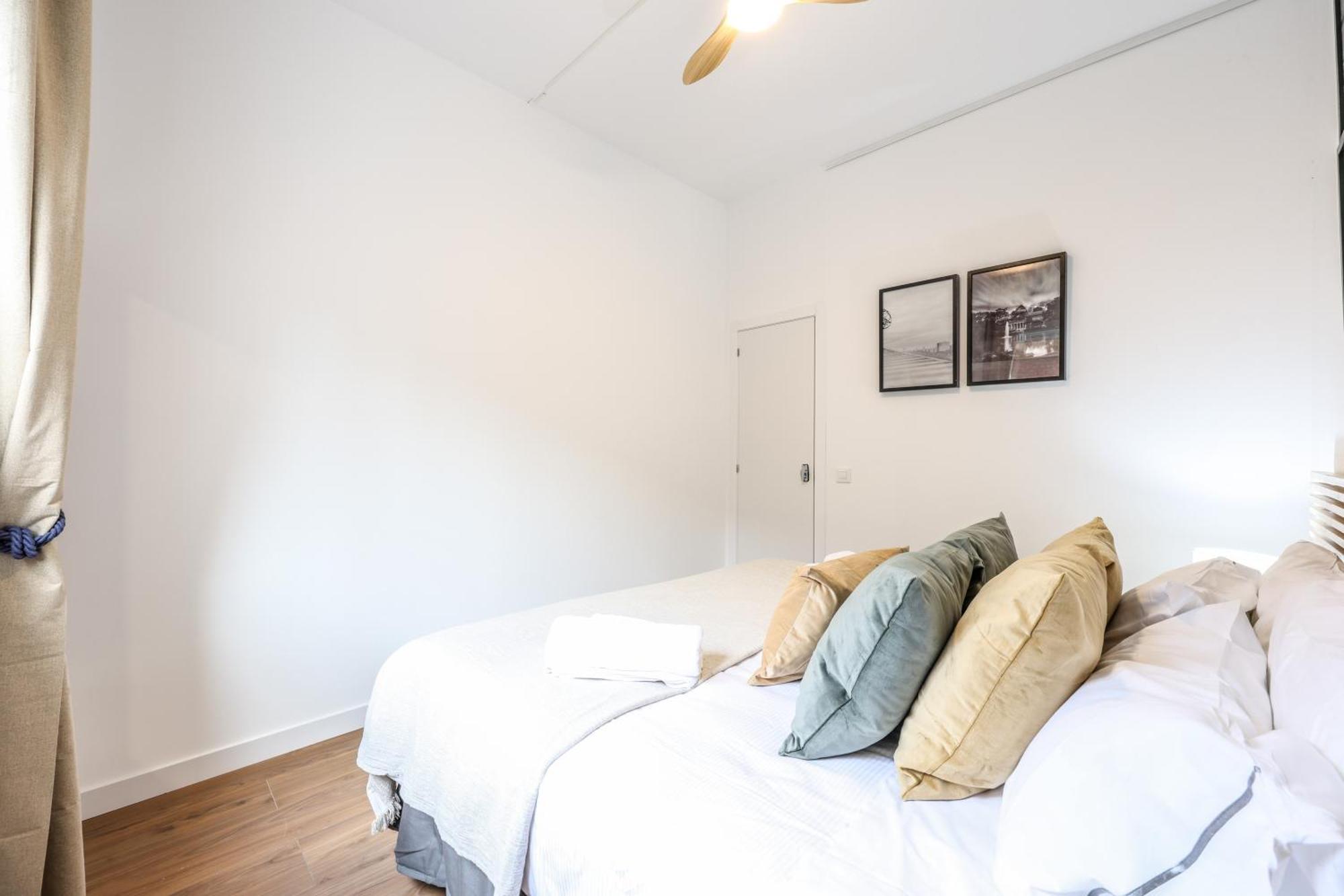 Be Coliving Madrid Centro Hotell Exteriör bild