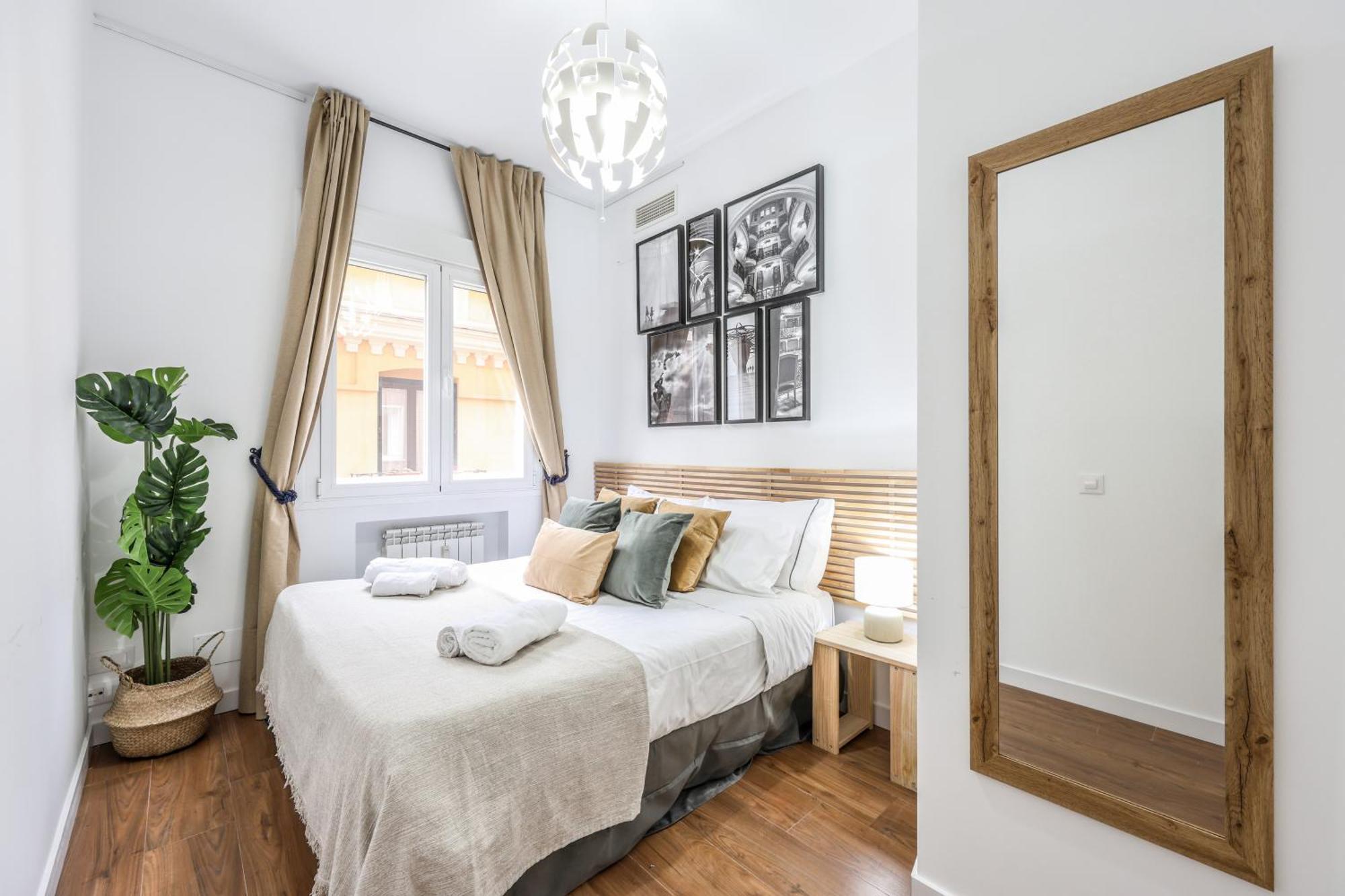 Be Coliving Madrid Centro Hotell Exteriör bild