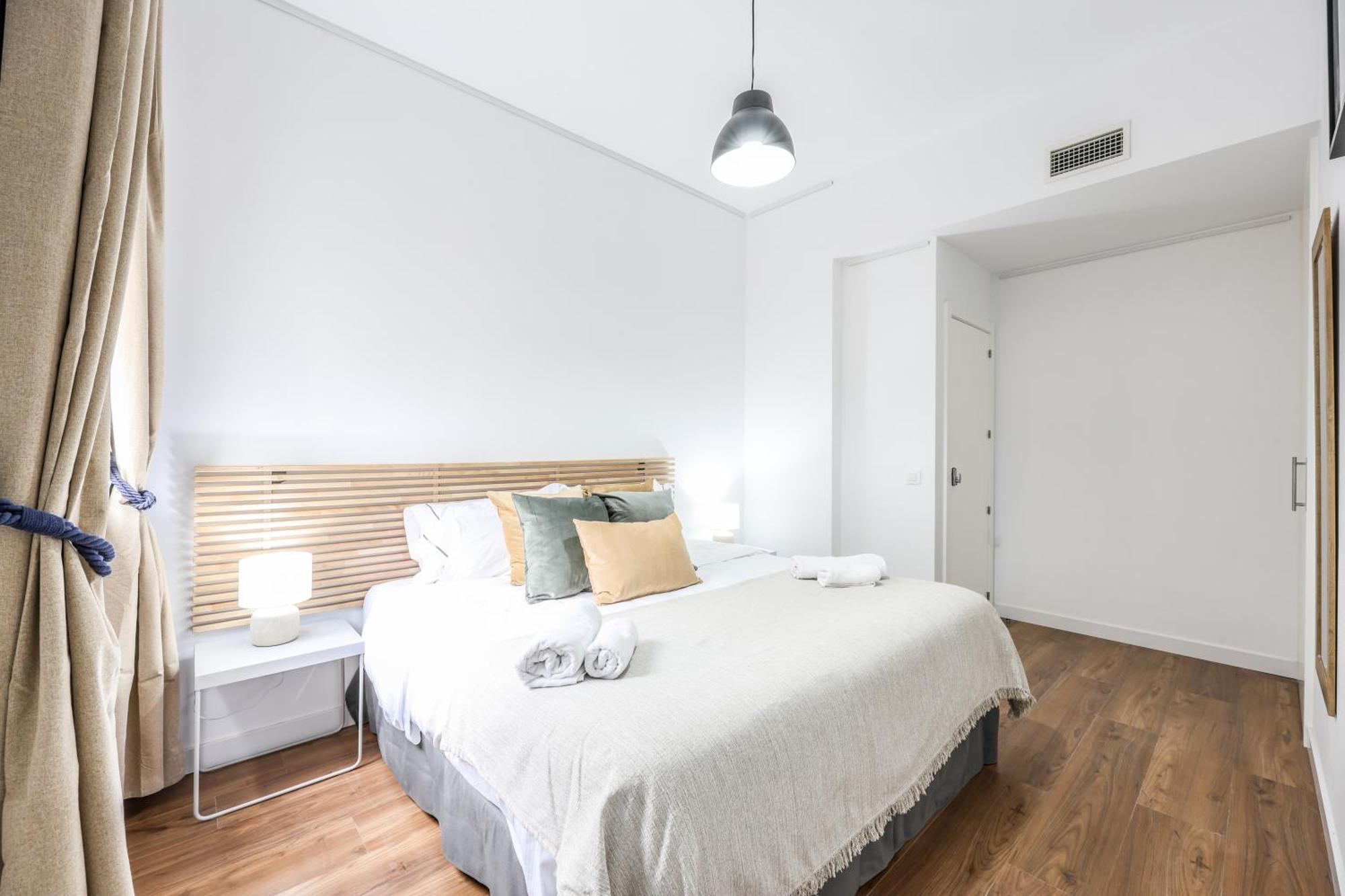 Be Coliving Madrid Centro Hotell Exteriör bild