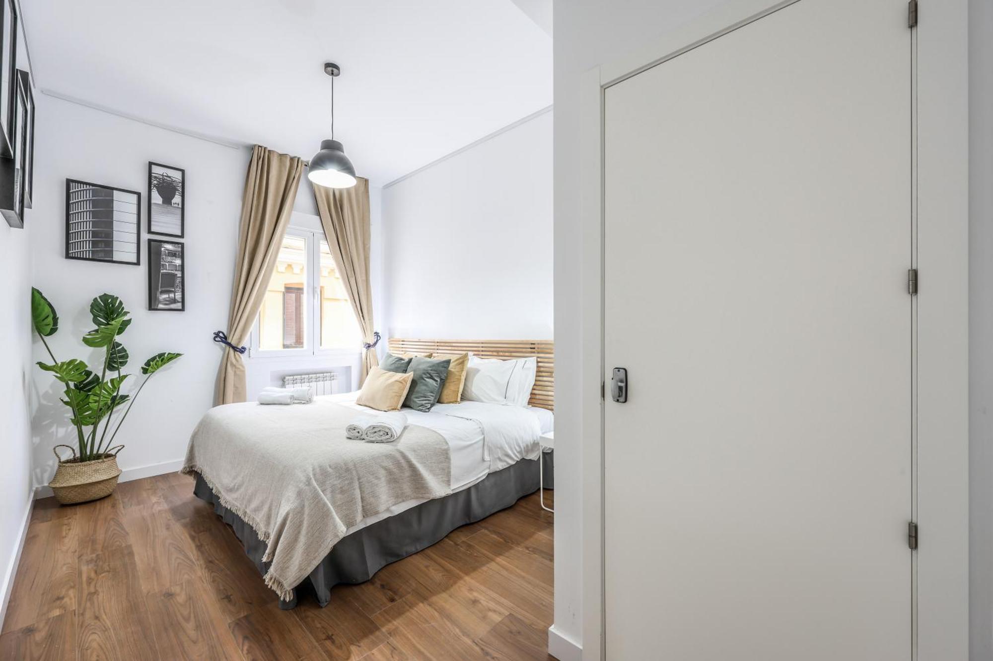 Be Coliving Madrid Centro Hotell Exteriör bild