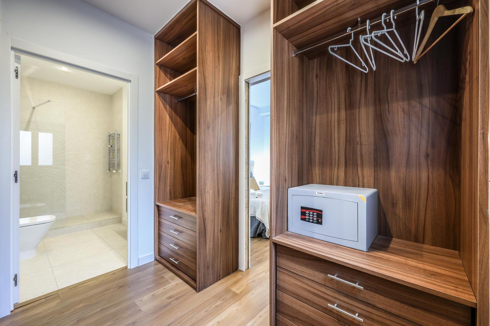 Be Coliving Madrid Centro Hotell Exteriör bild